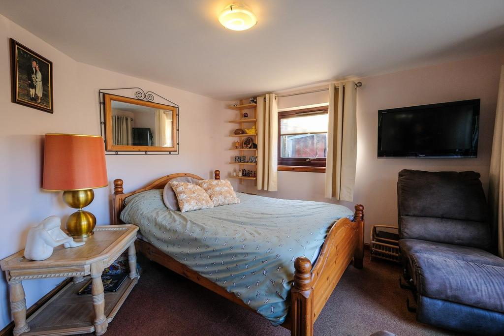 Bedroom in annex