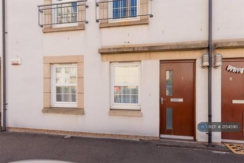 2 bedroom flat to rent, Dalry Gait, Edinburgh, EH11