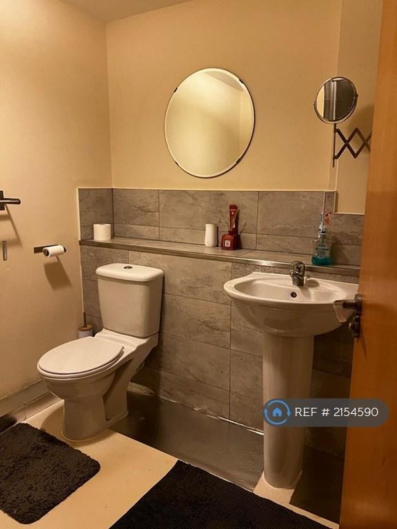 Ensuite Bathroom