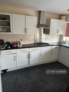 5 bedroom semi-detached house to rent, Hereford Road, Nottingham, NG3