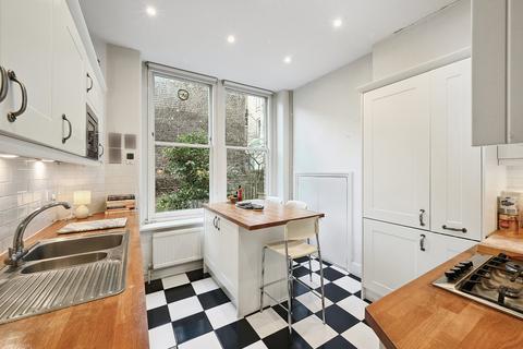 2 bedroom flat for sale, St. Georges Mansions, Causton Street, London, SW1P