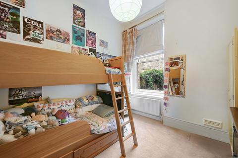 2 bedroom flat for sale, St. Georges Mansions, Causton Street, London, SW1P