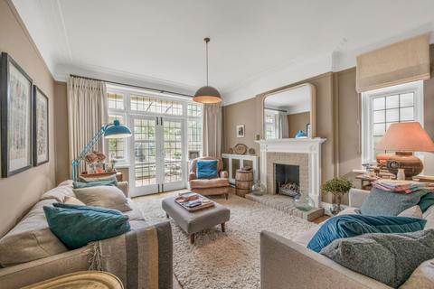 undefined, Westhay Gardens, East Sheen SW14