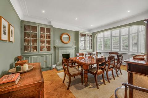 undefined, Westhay Gardens, East Sheen SW14