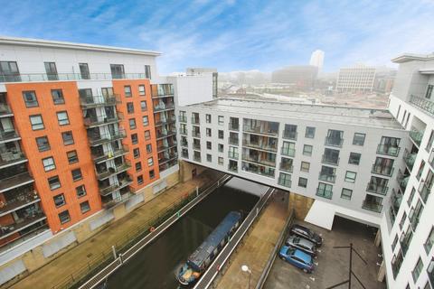 2 bedroom flat for sale - Armouries Way, LEEDS, West Yorkshire, LS10