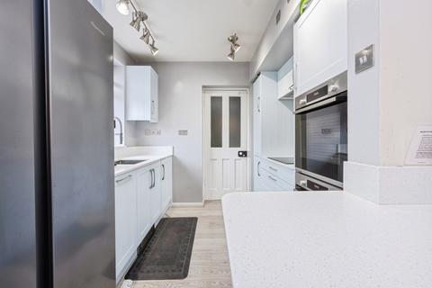3 bedroom semi-detached house for sale, Aylesbury Road, Bedford, Bedfordshire, MK41