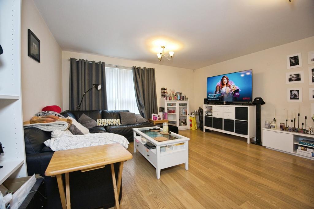 Living/Dining Area