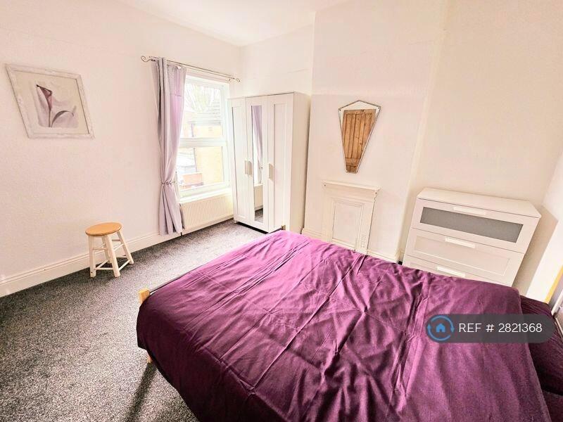 Double Bedroom 2