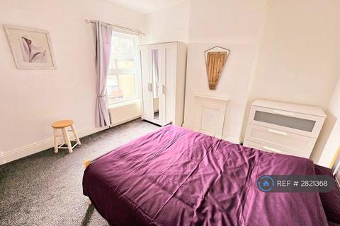 1 bedroom in a house share to rent, Kings Road, Birmingham, B23
