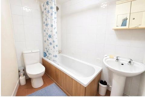 2 bedroom flat for sale, Middleton Hall Road, Birmingham, West Midlands, B30