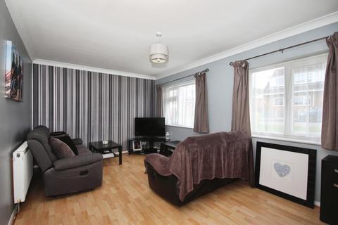 3 bedroom semi-detached house for sale, Severn Close, LEAMINGTON SPA, Warwickshire, CV32