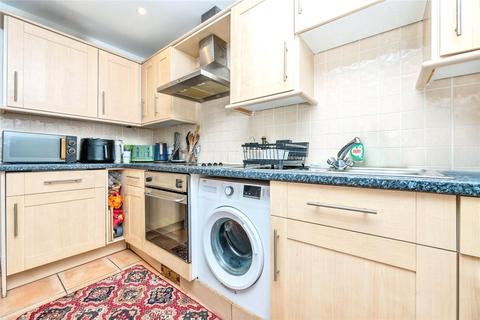 2 bedroom flat for sale, Emscote Road, Warwick, Warwickshire, CV34
