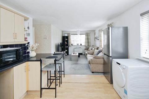 2 bedroom flat for sale, Black-A-Tree Road, NUNEATON, Warwickshire, CV10