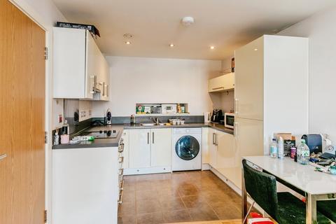 1 bedroom flat for sale, Gas Ferry Road, Bristol, BS1