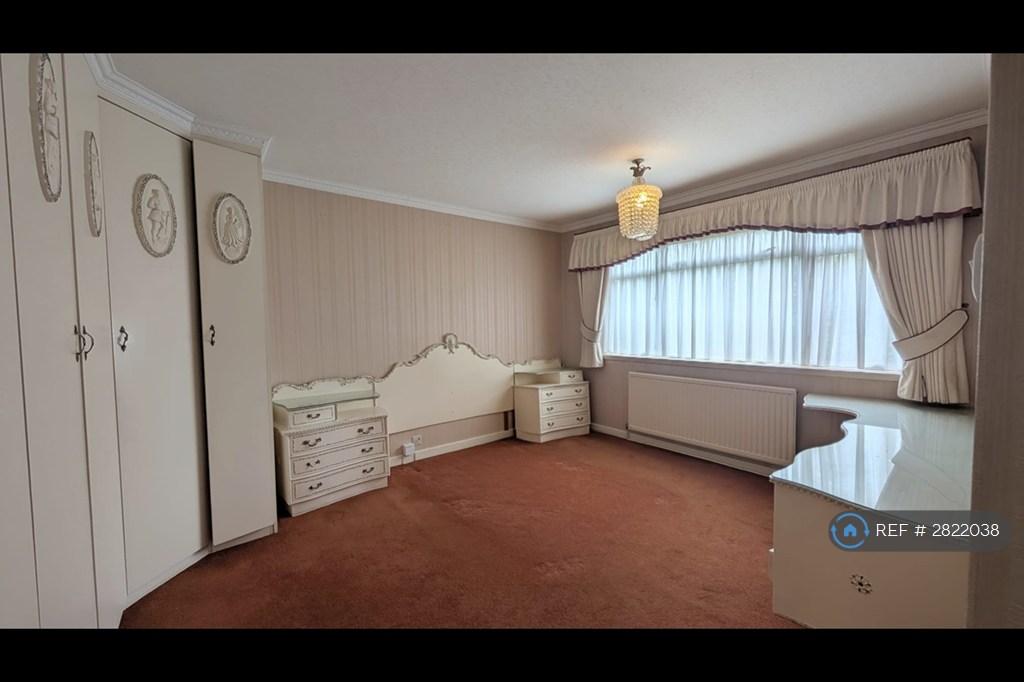 Main Bedroom