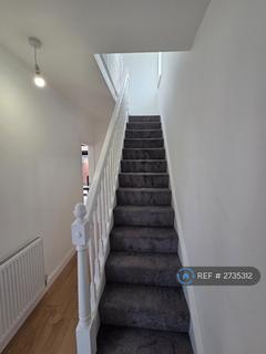 4 bedroom end of terrace house to rent, Swan Meadow Road, Wigan, WN3