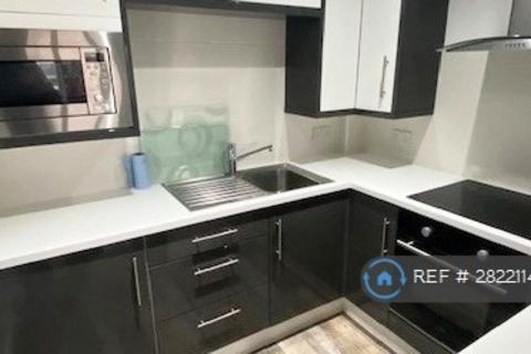 2 bedroom flat to rent, Hamilton Court, Blackpool, FY1