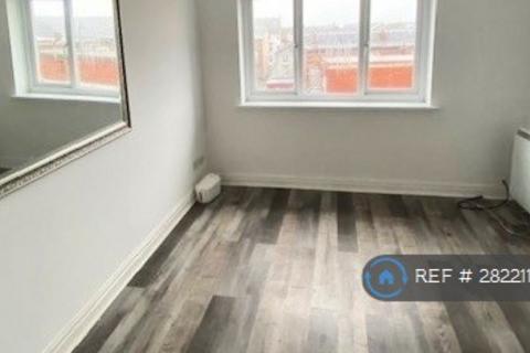 2 bedroom flat to rent, Hamilton Court, Blackpool, FY1