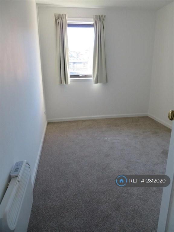 Large Double Bedroom