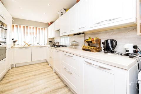 5 bedroom semi-detached house for sale, Liphook Close, Hornchurch, RM12