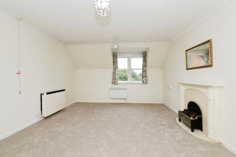 1 bedroom flat for sale, Newland Street, Witham, Essex, CM8
