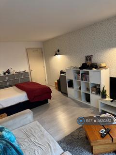 1 bedroom in a house share to rent, Michigan Building, London, E14