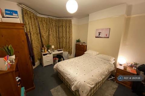 undefined, Eccles Road, London, SW11