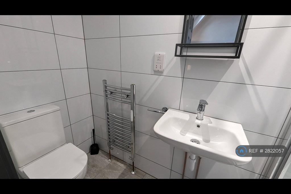 Ensuite Bathroom
