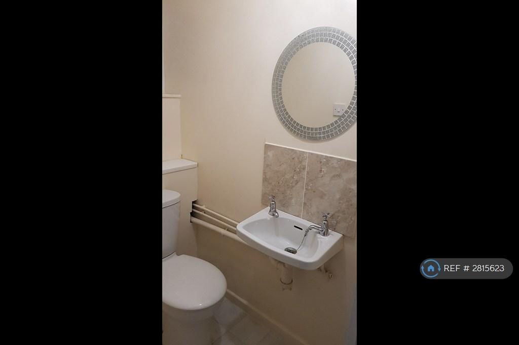 Guest Toilet