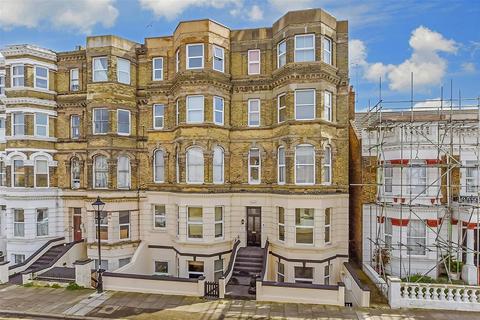 1 bedroom ground floor flat for sale, Greenwich House, Margate CT9