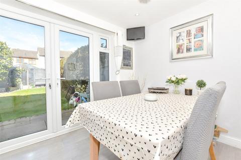 3 bedroom end of terrace house for sale, Marlowe Road, Aylesford ME20