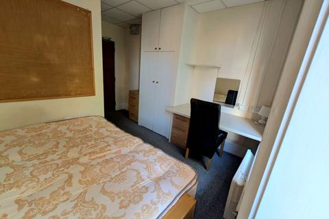 1 bedroom house of multiple occupation to rent, St. Peters Road, Bournemouth BH1