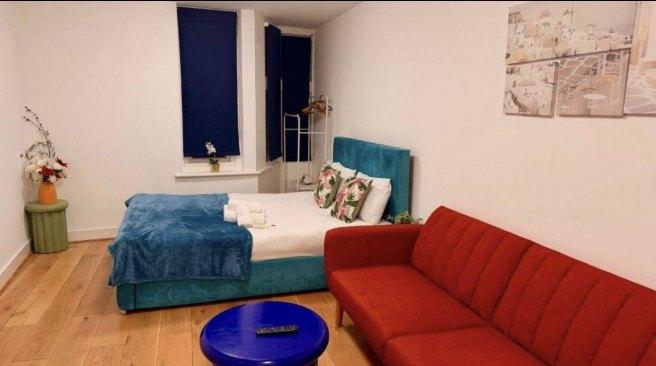 Golders-green-road-nw11-8dy-1050464