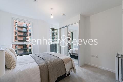 2 bedroom apartment to rent, Farine Avenue, Hayes UB3