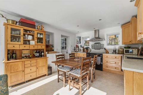 3 bedroom detached house for sale, Manor Road, Banbury OX17