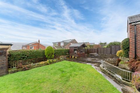 4 bedroom detached house for sale, Wrenbeck Drive, Otley LS21