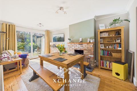4 bedroom semi-detached house for sale, Richmond Road, Nuneaton CV11