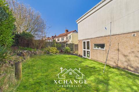 4 bedroom semi-detached house for sale, Richmond Road, Nuneaton CV11