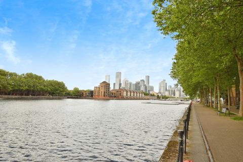 undefined, Cunard Walk, London, SE16