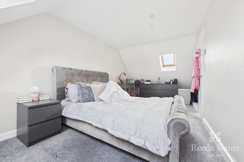 3 bedroom end of terrace house for sale, Sycamore Drive, West Yorkshire WF10