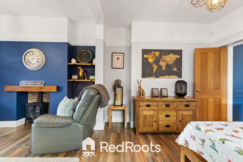 4 bedroom detached house for sale, Mosham Road, Doncaster DN9