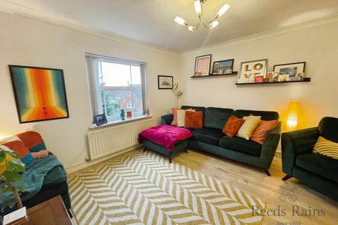 2 bedroom apartment for sale, Maryport Drive, Altrincham WA15