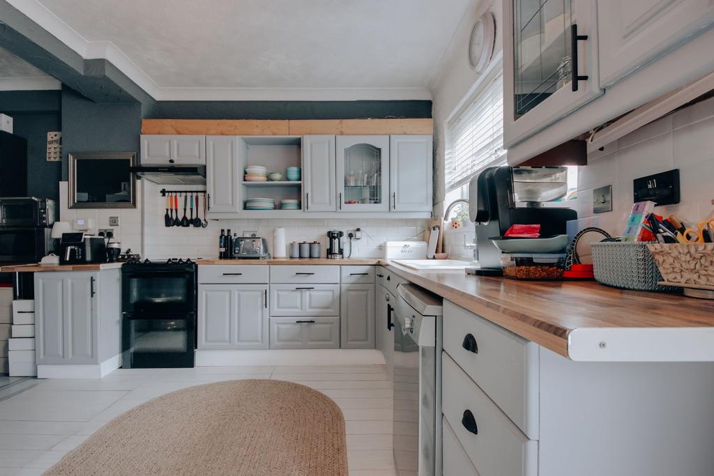 Kitchen #2