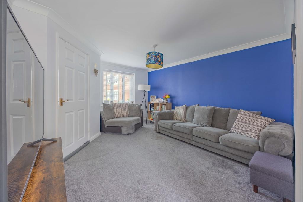 Ewemove Taunton Burge Crescent (18)
