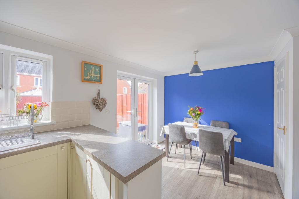 Ewemove Taunton Burge Crescent (17)