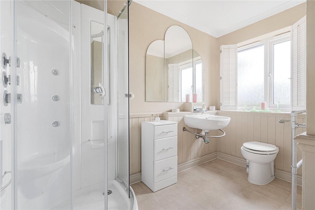 Ensuite