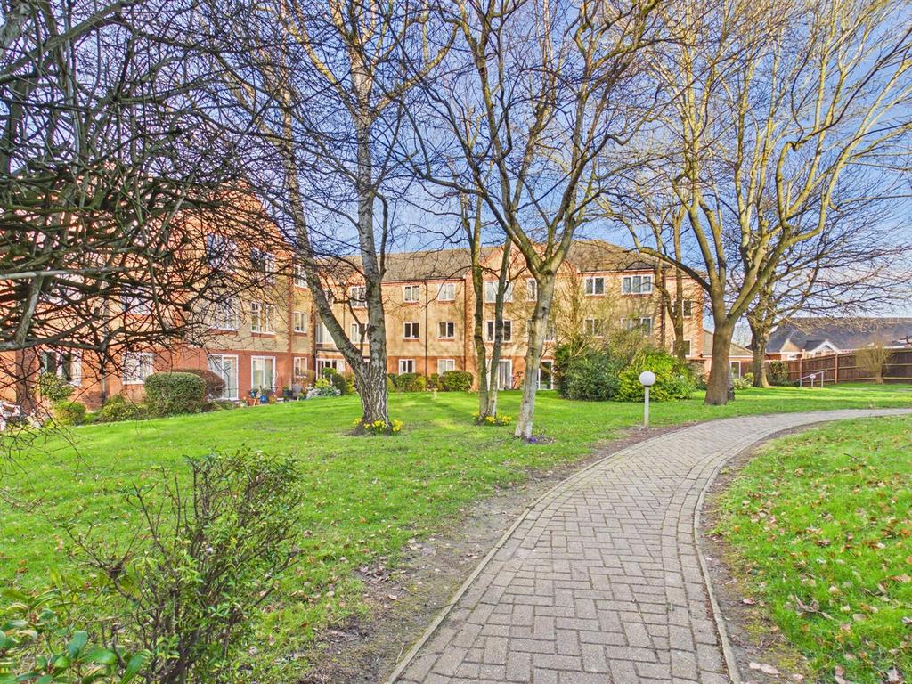 Communal Garden 1.jpg