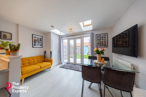 undefined, Newlands Close, Shinfield, RG2