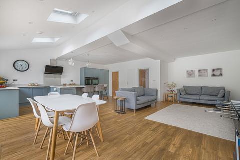 4 bedroom semi-detached house for sale, Ballards Way, South Croydon CR2