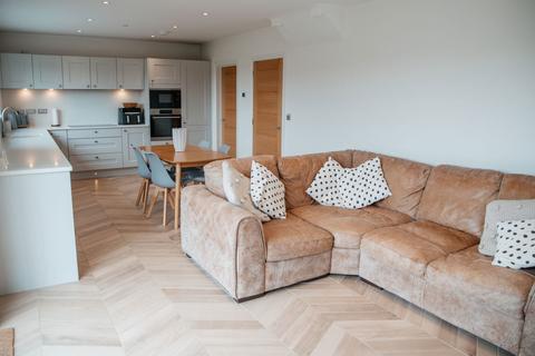 4 bedroom detached house for sale, Buckley  CH7